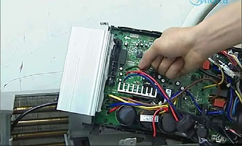 中江美的空调电话是多少